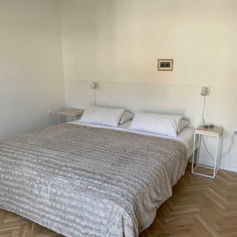 Profimaxx Training - Two-Bedroom Apartment - 4