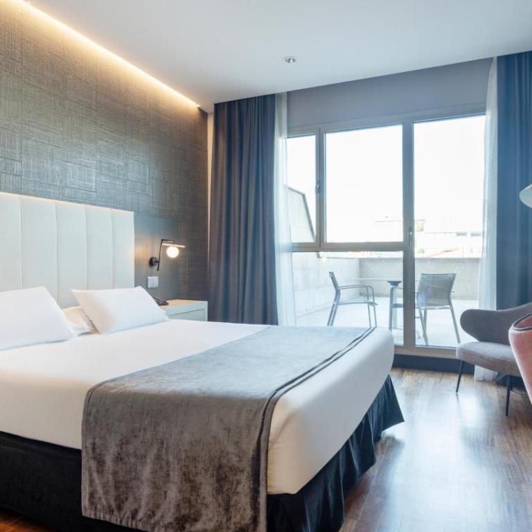 Ilunion Alcalá Norte - King Size Double Room with Terrace - 1