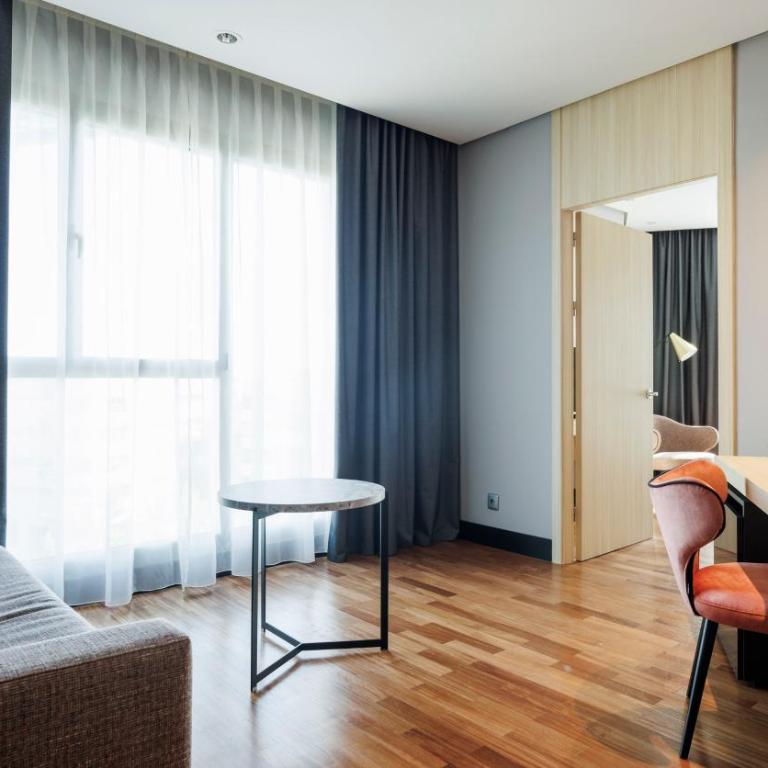 Ilunion Alcalá Norte - Superior Double or Twin Room - 1