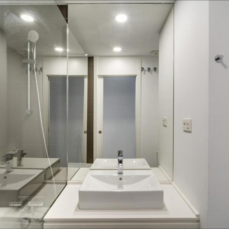 Oceana Views - 2 Bedroom Apartment by Finest Rentals - Apartment with View and Balcony - 24