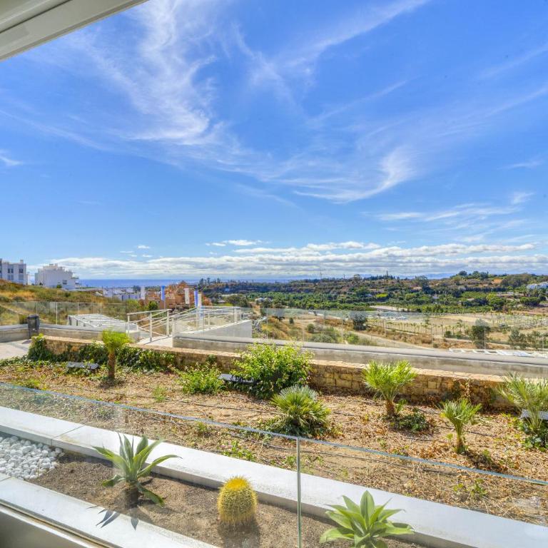 Oceana Views - 2 Bedroom Apartment by Finest Rentals - Apartment with View and Balcony - 8