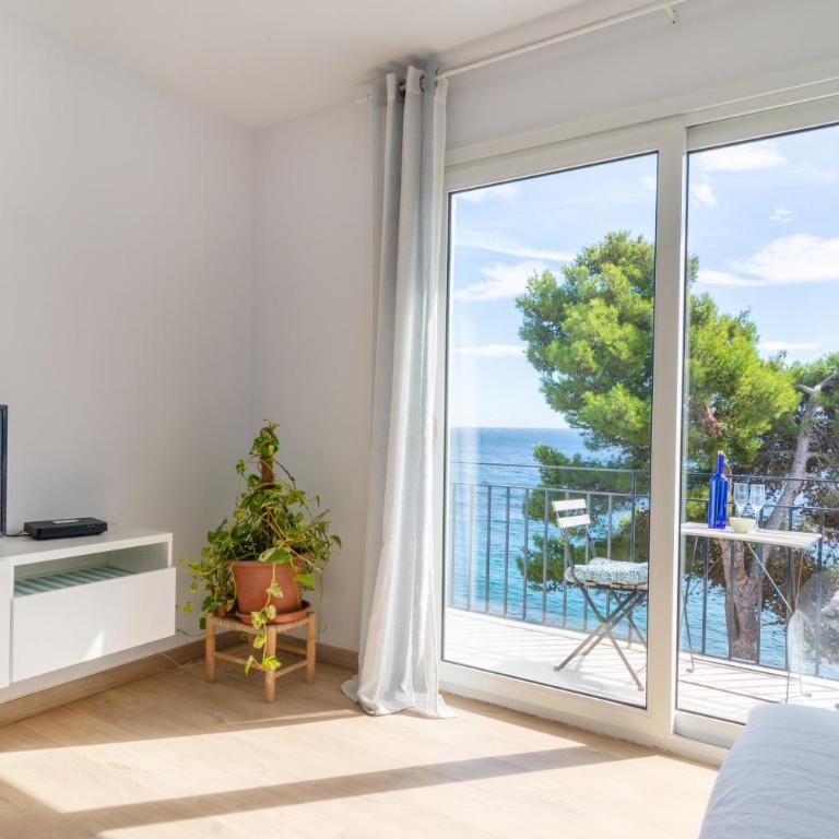 Precioso apartamento en primera línea de mar en Calella de Palafrugell - Apartamento de 3 dormitorios - 10