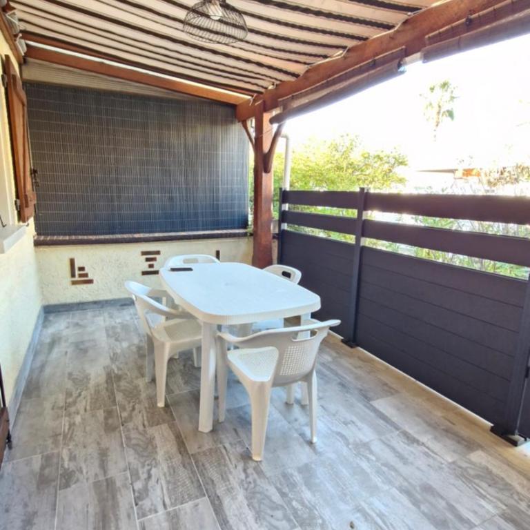 LES PATIOS DE LA MER villa 4 pers proche de la plage Clim parking - Casa de 2 dormitorios - 13