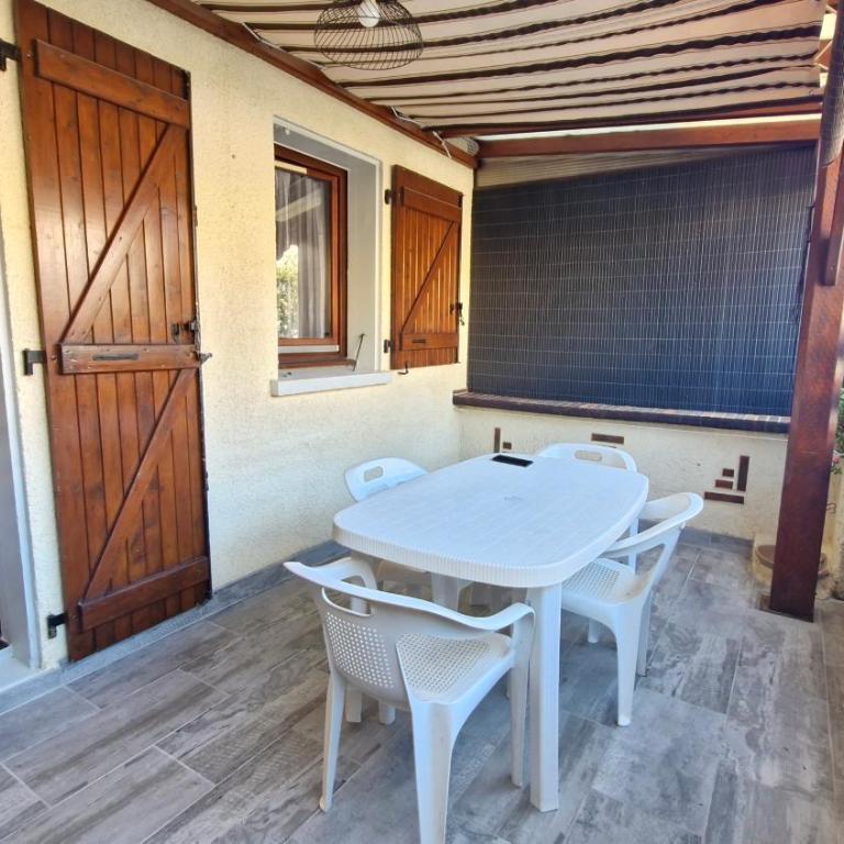 LES PATIOS DE LA MER villa 4 pers proche de la plage Clim parking - Casa de 2 dormitorios - 14