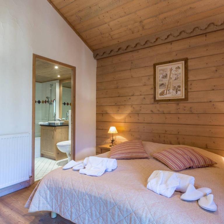 Duplex 4 Ch. avec Piscine, Spa, Ski aux Pistes - Appartement 4 Chambres - 4