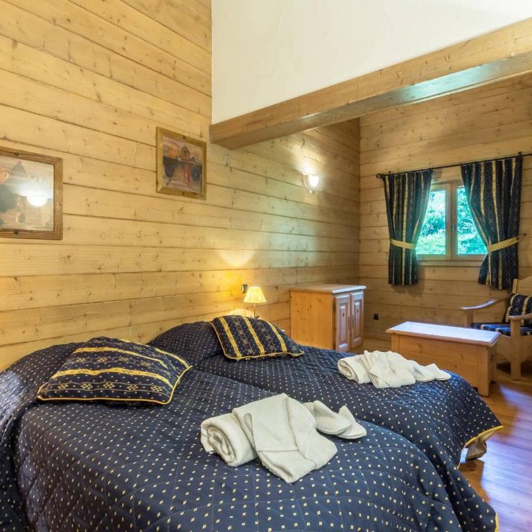 Duplex 4 Ch. avec Piscine, Spa, Ski aux Pistes - Appartement 4 Chambres - 7