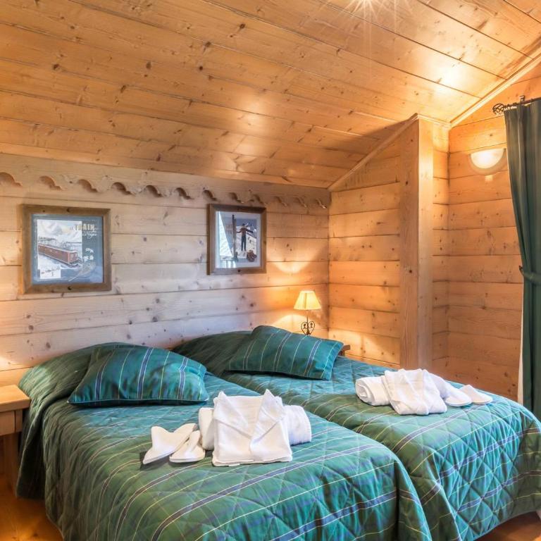 Duplex 4 Ch. avec Piscine, Spa, Ski aux Pistes - Appartement 4 Chambres - 12