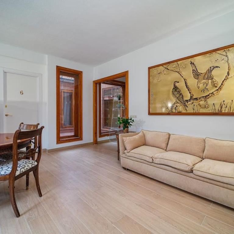 P CasaCafe Madrid Calle Carlos Dubois 3 - Family Room with Shared Bathroom - 17