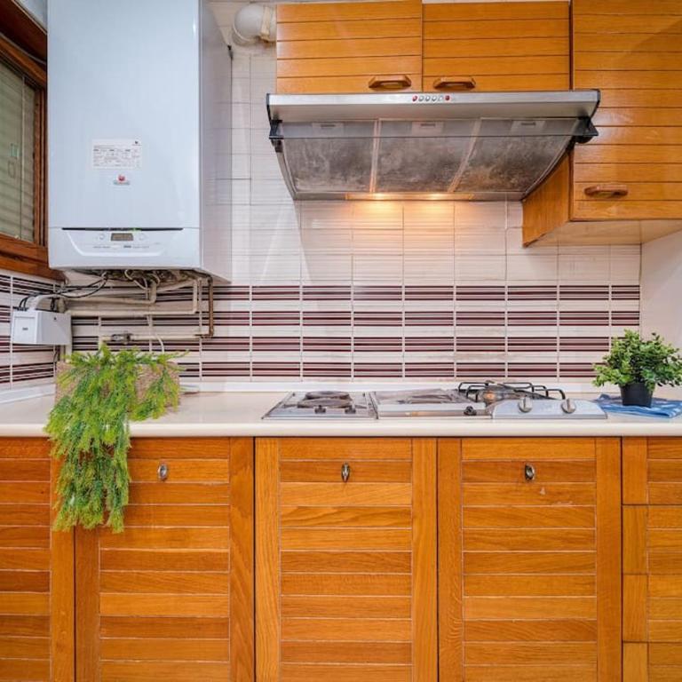 P CasaCafe Madrid Calle Carlos Dubois 3 - Family Room with Shared Bathroom - 22