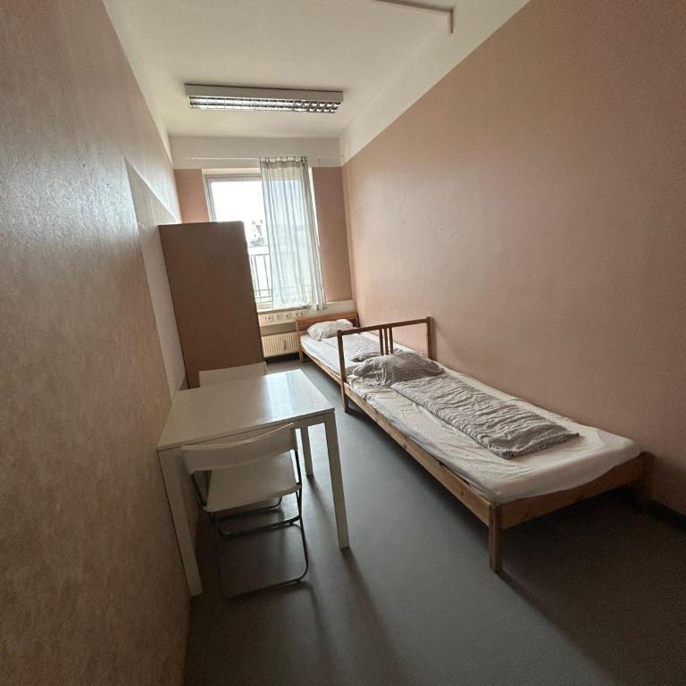 2-Rent Group Hostel Rooms&Apartments GKP2 - Doppelzimmer - 2