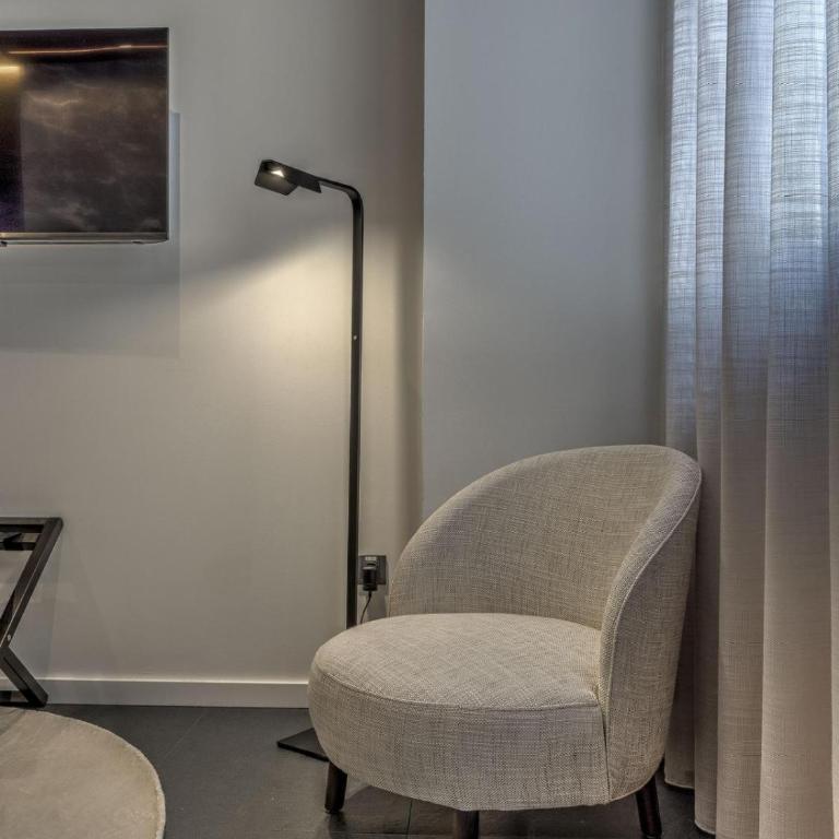 TQ 10 Boutique - Double Room - 8