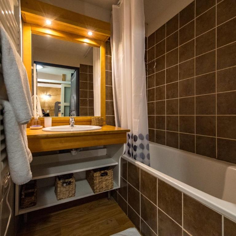 Apartment for 4 - 6 people in Albiez-Montrond - Apartamento - 3