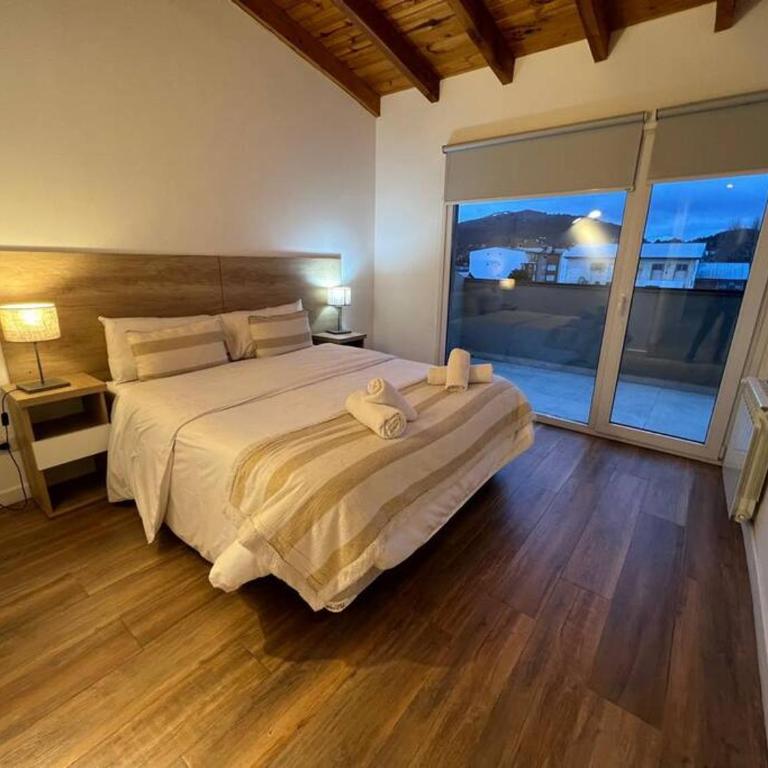 Moderno Departamento con vista al lago y montañas - Apartamento de 2 dormitorios - 4