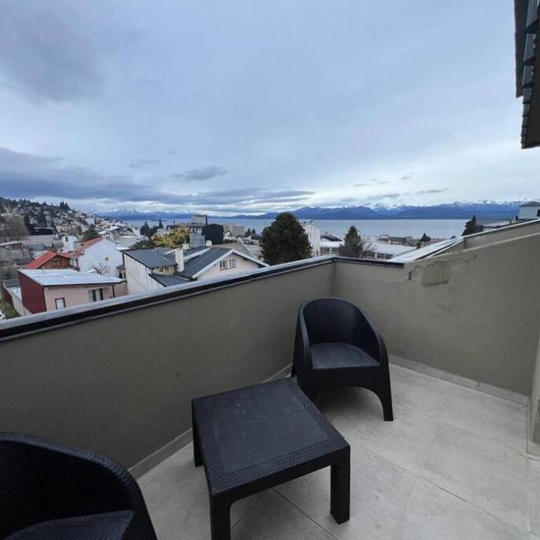 Moderno Departamento con vista al lago y montañas - Apartamento de 2 dormitorios - 6