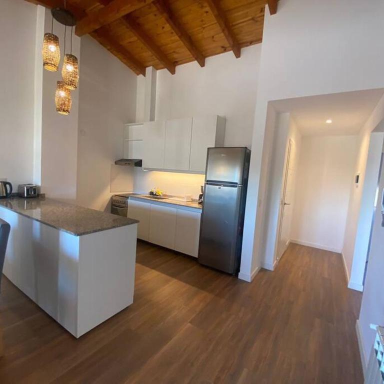 Moderno Departamento con vista al lago y montañas - Apartamento de 2 dormitorios - 11