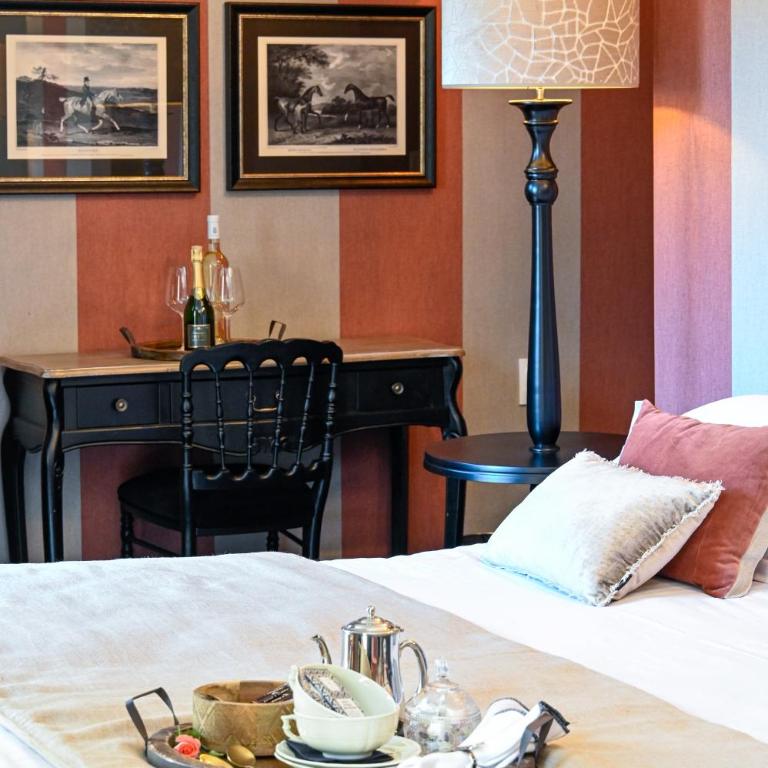 Hôtel Gounod - Chambre Double Deluxe - Vue sur Jardin - 3