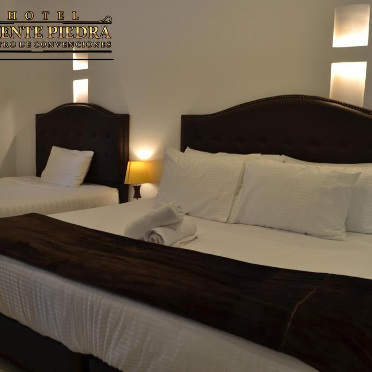 Hotel Puente Piedra - Family Room with Bath - 9