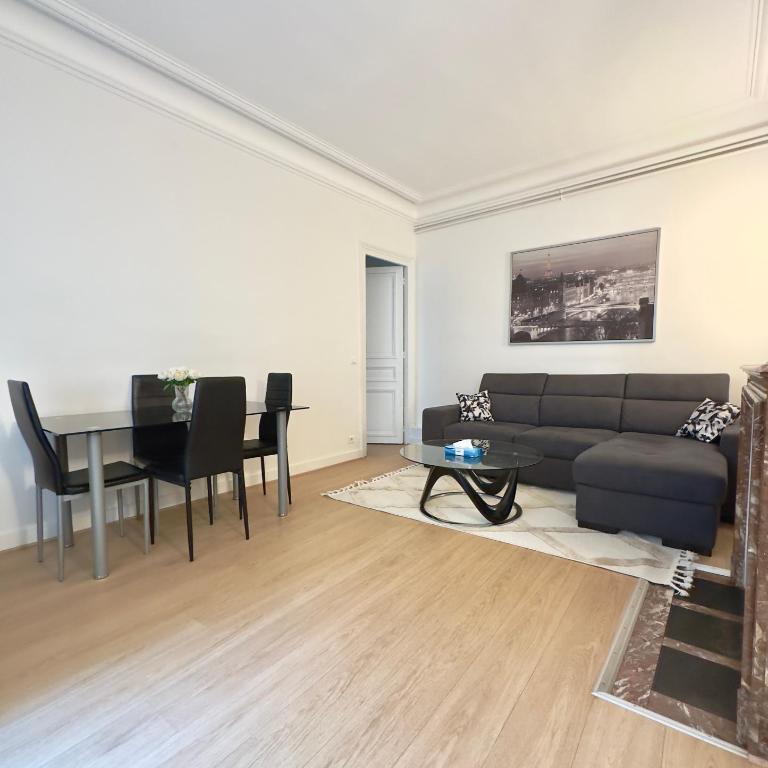 Champs Élysées appartement 5 - Two-Bedroom Apartment - 5