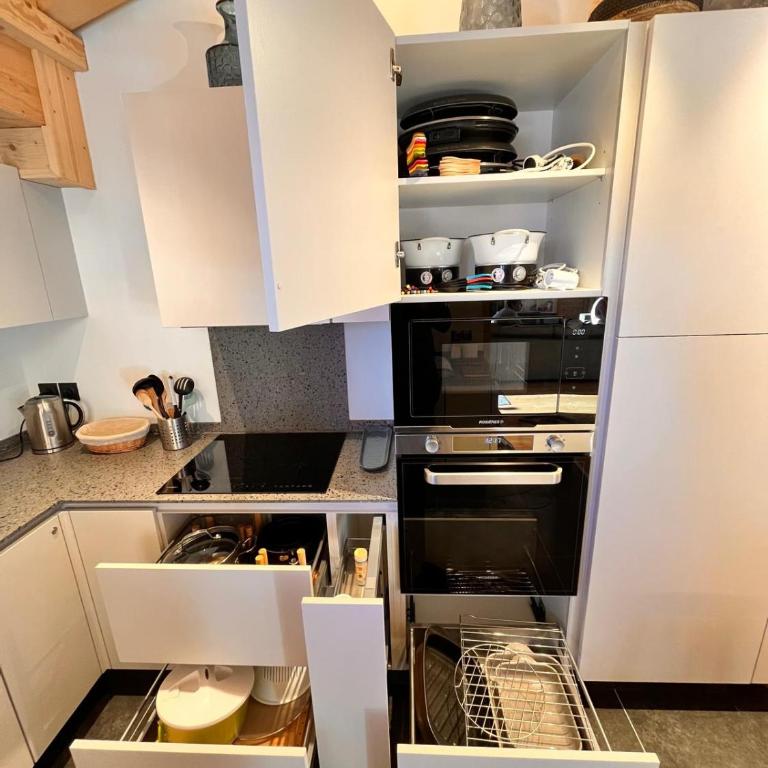 Appartement Chalet CASSIOPEE sous charpente avec cheminée - La Rosière - Apartment - 14