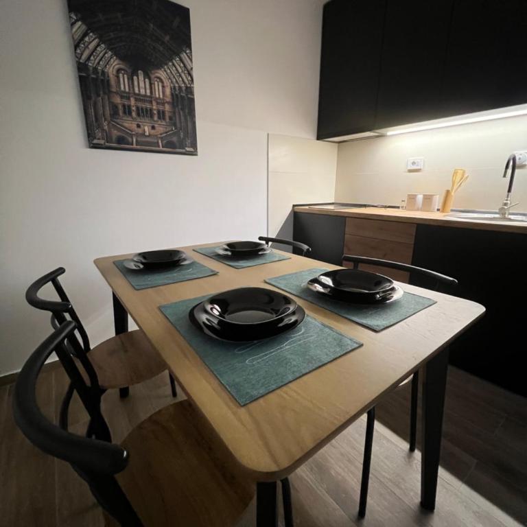 LiboroApartments - Two-Bedroom Apartment with View - 2