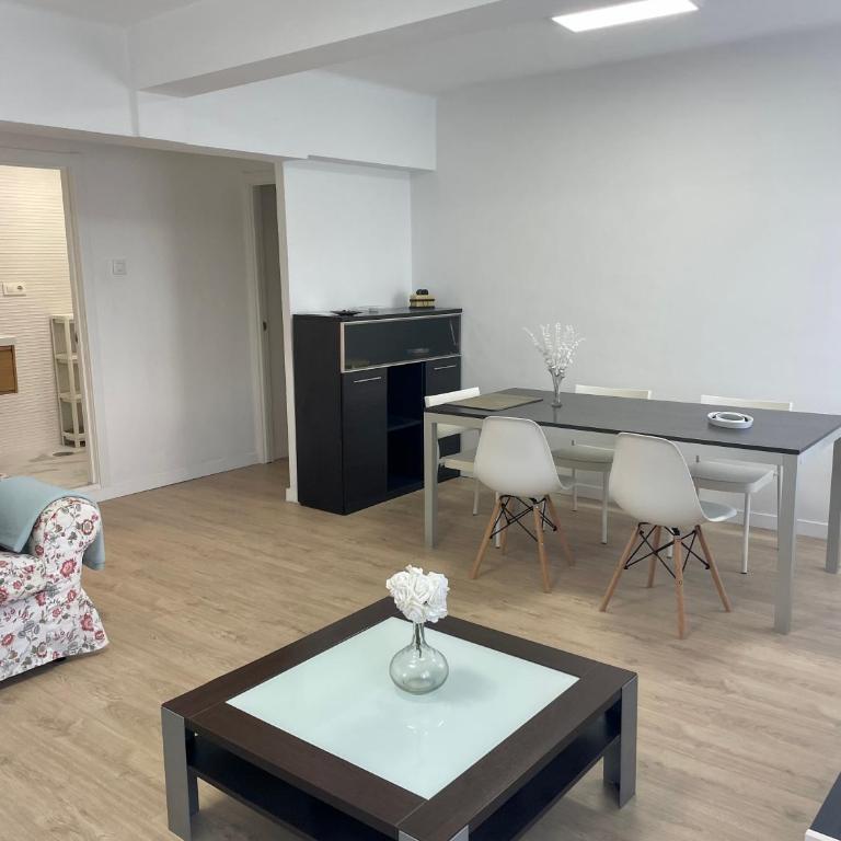 1 linea de playa puerto deportivo Vistas al mar recién reformado - Apartamento con vistas al mar - 17