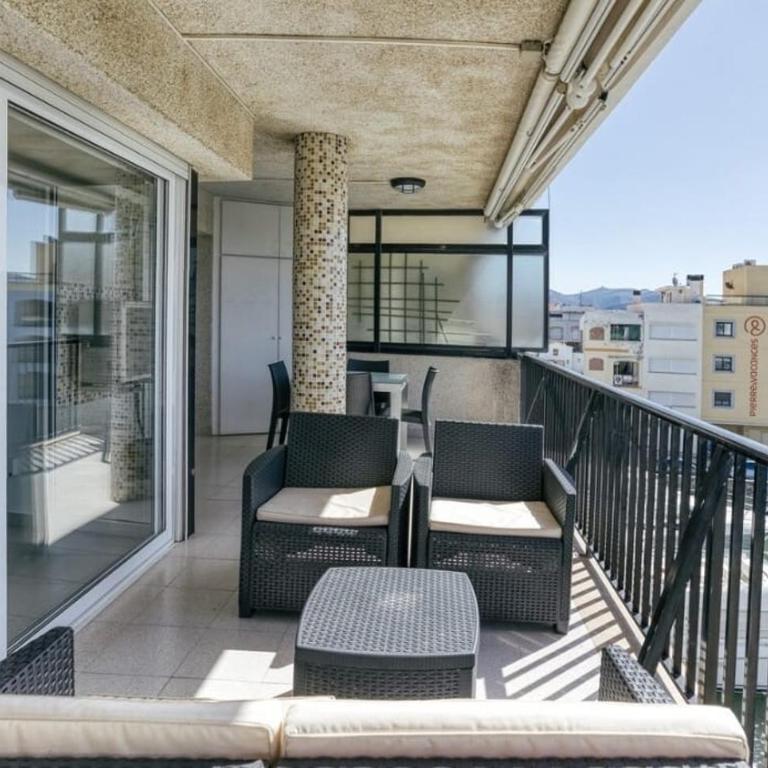 Apartamento con vistas a mar y canal. Empuriabrava - Apartment mit 3 Schlafzimmern - 36