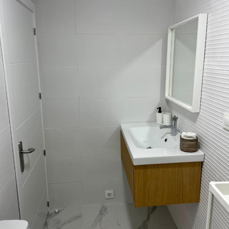1 linea de playa puerto deportivo Vistas al mar recién reformado - Apartamento con vistas al mar - 25