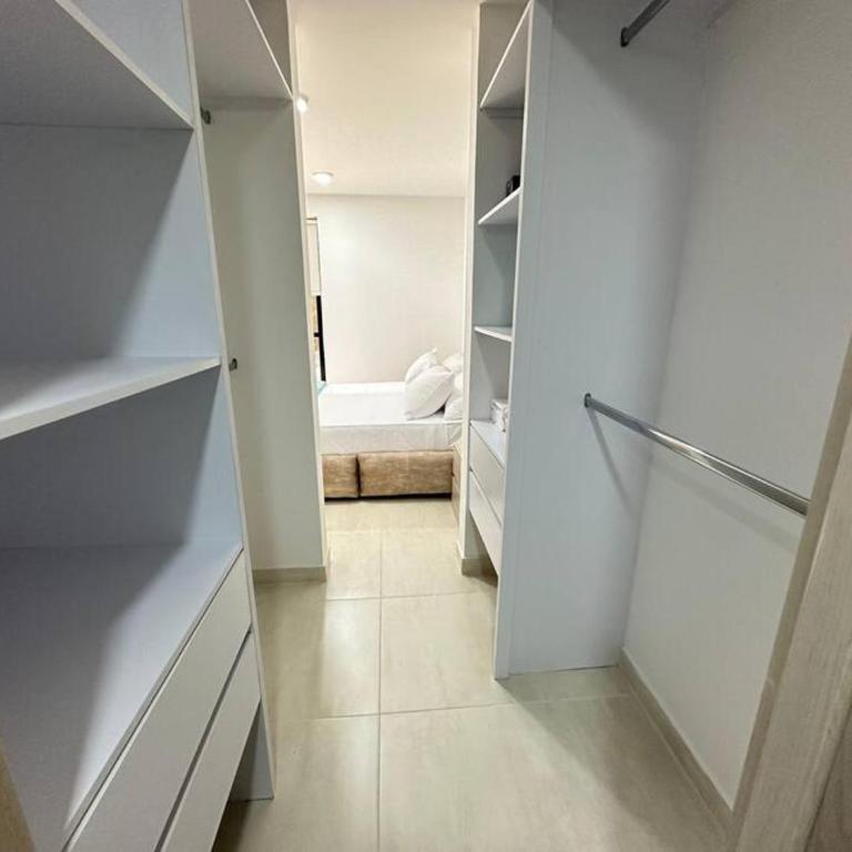 Hito 101 Amplio Apartaestudio en Av 19 norte con balcon - Apartamento de 1 dormitorio - 22