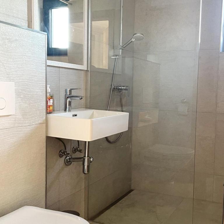 Ferienwohnung Kühar - Studio mit Gartenblick - 8