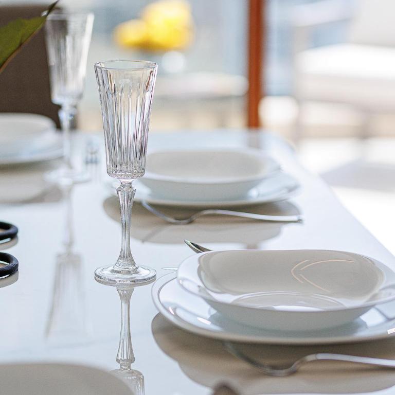 Belvedere Royal, Luxury Seaview & Pool Apartments - Two-Bedroom Deluxe Apartment - 7