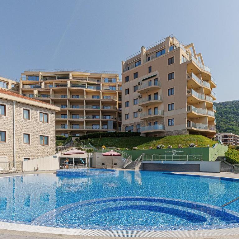 Belvedere Royal, Luxury Seaview & Pool Apartments - Two-Bedroom Deluxe Apartment - 2