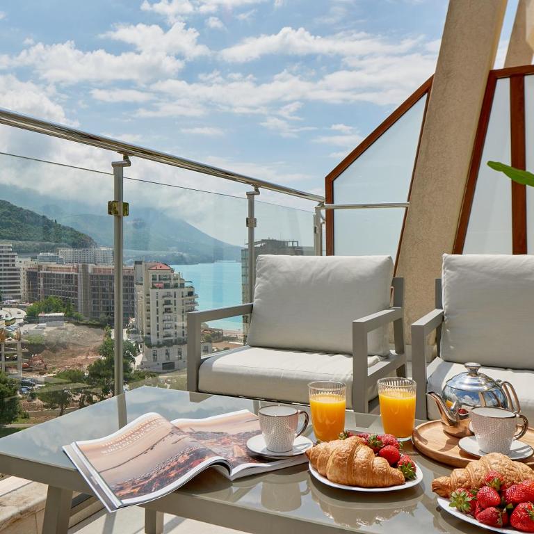 Belvedere Royal, Luxury Seaview & Pool Apartments - Two-Bedroom Deluxe Apartment - 30