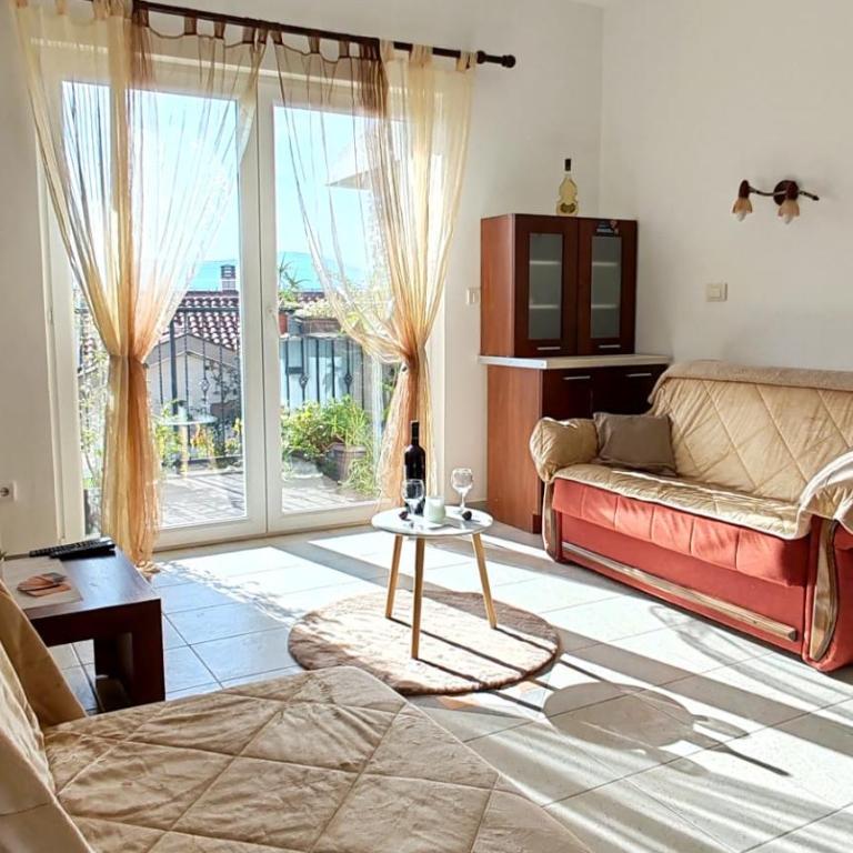 Apartmani Vesić - Apartman s 1 Spavaćom Sobom Kraj Mora - 3