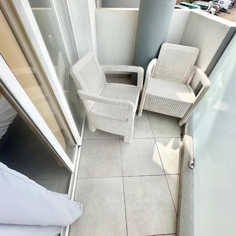 Candy Pop - AC, High speed internet ,Desk with natural light, Pool and two Terraces - Apartamento - 11