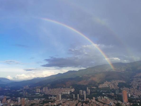 3 Apartamento con Hermosa Vista de Norte a Sur - Apartamento de 3 dormitorios - 7