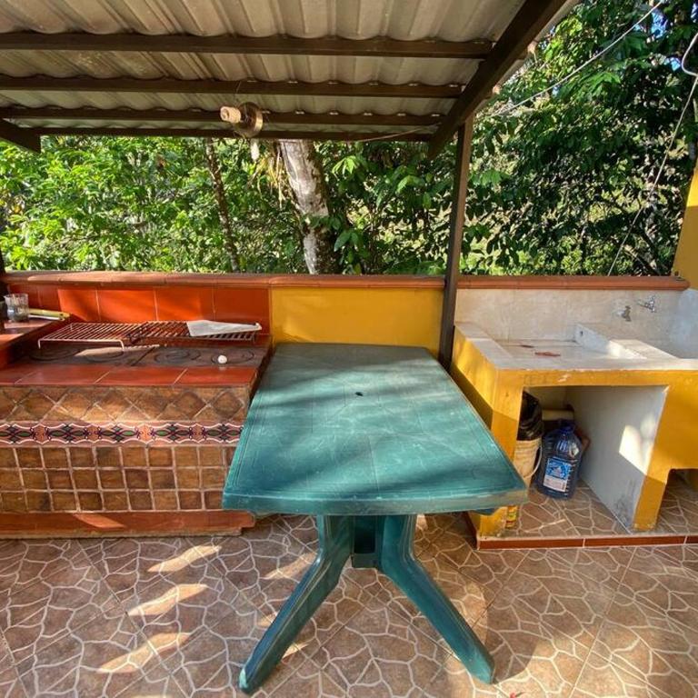 Finca con piscina balcón cerca al rio san rafael - Apartamento de 3 dormitorios - 35