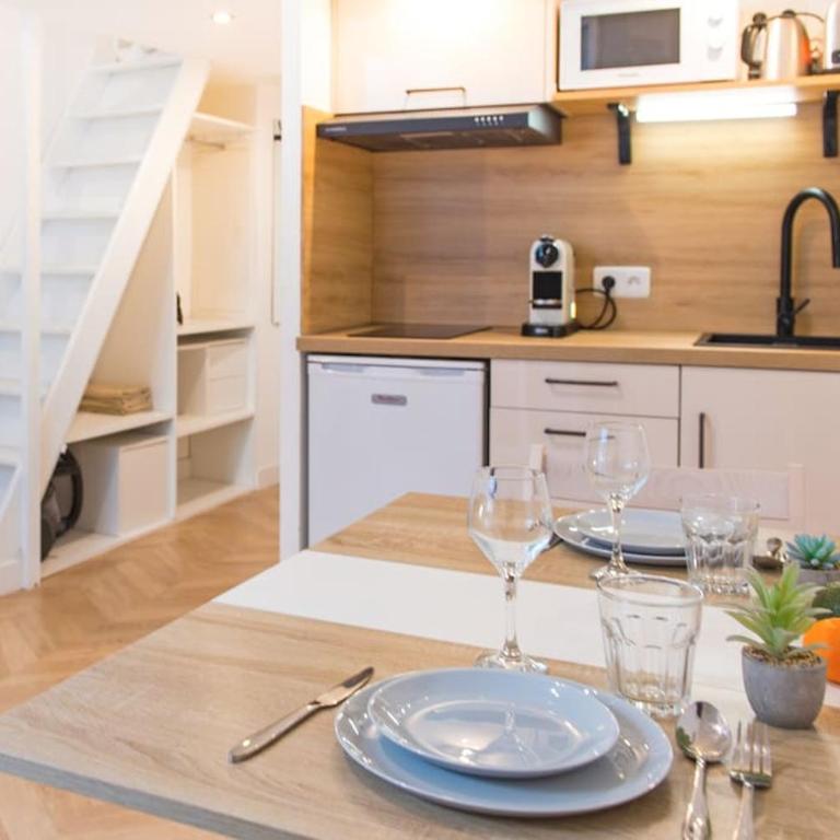 - - Superbe Studio avec Balcon - Nice Centre - - - Appartement 1 Chambre - 3