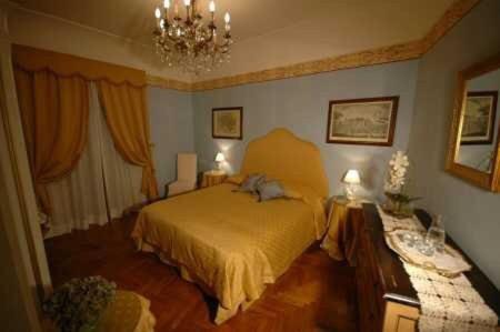 B&B La Porticella - Camera Matrimoniale con Bagno Privato - 1