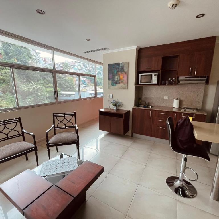 Gallery Suite en Riverfront Puerto Santa Ana - Junior Suite with Mountain View - 34