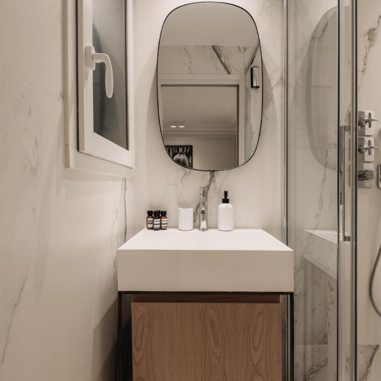 HIGHSTAY - Luxury Serviced Apartments - Louvre-Rivoli - One-Bedroom Apartment - 14