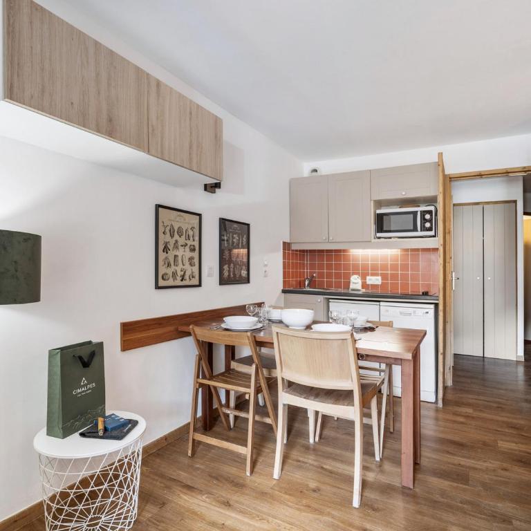 Val Thorens : Appartement moderne 4 pers avec parking et vue sur pistes - FR-1-640-66 - Appartamento - 2