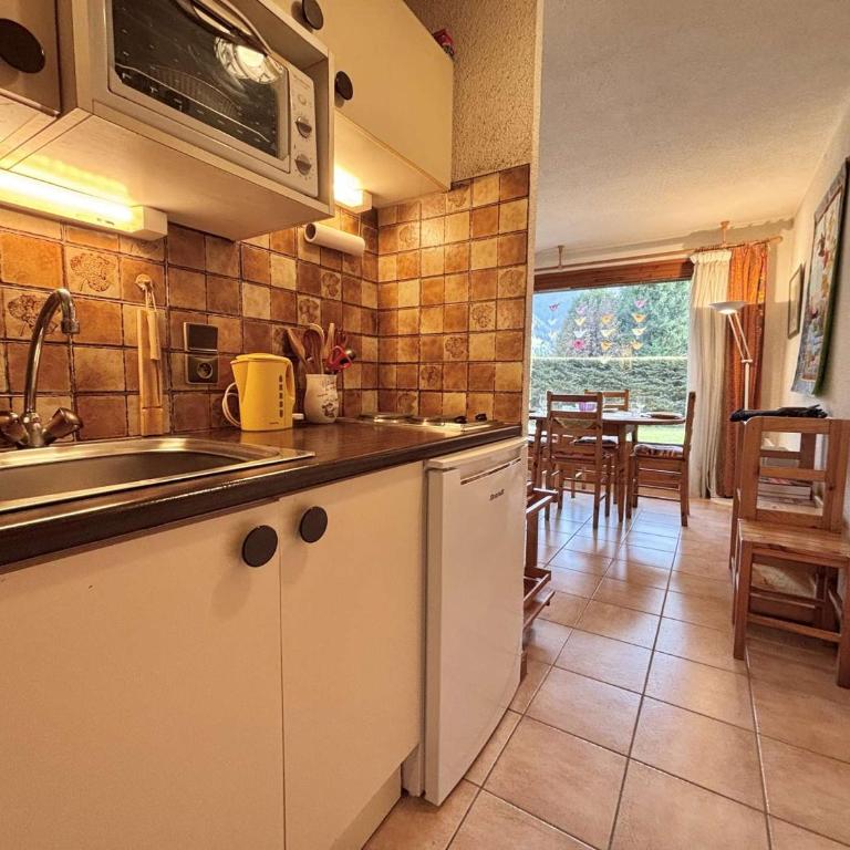 Studio alcôve avec terrasse sud, 4 personnes, animaux acceptés - Appartement 1 Chambre - 10