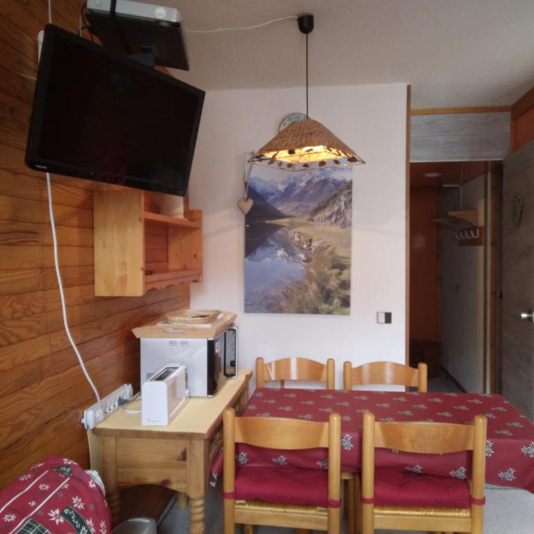 Studio fonctionnel 4 pers - Proche pistes et commerces - Animaux admis - Parking inclus - FR-1-181-2840 - Studio - 11
