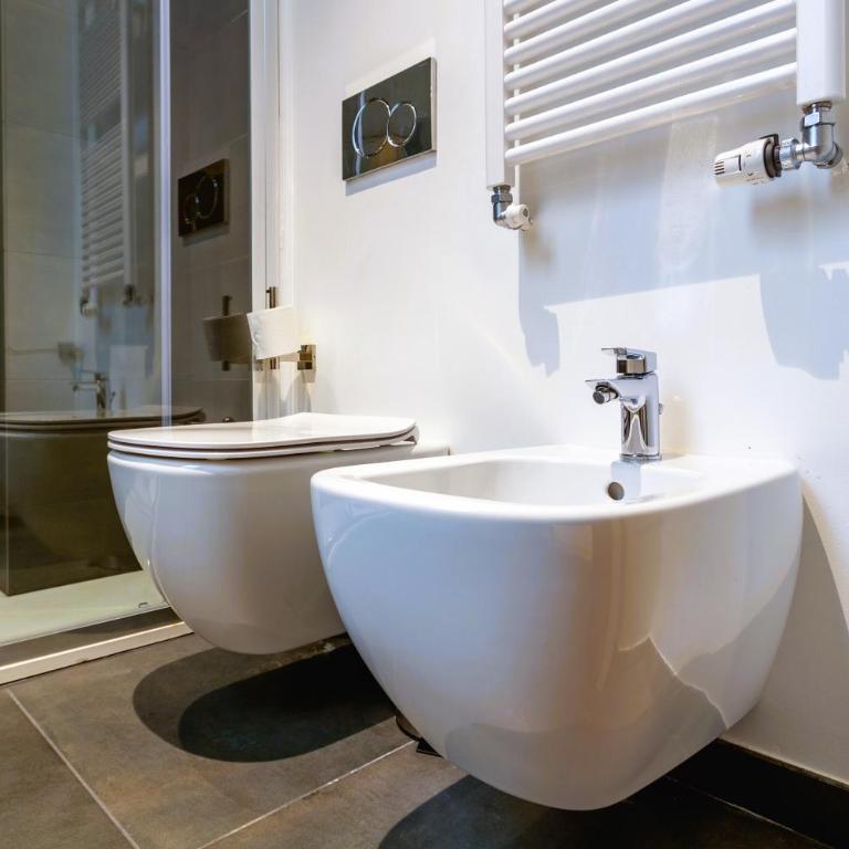 Apartment in Historic Building- Porta Venezia - Appartamento con 2 Camere da Letto - 33