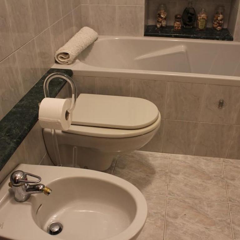 Casa My Home Genova - 14 minuti dal Centro - 5 minuti a piedi dal Gaslini - Appartamento con 1 Camera da Letto - 10