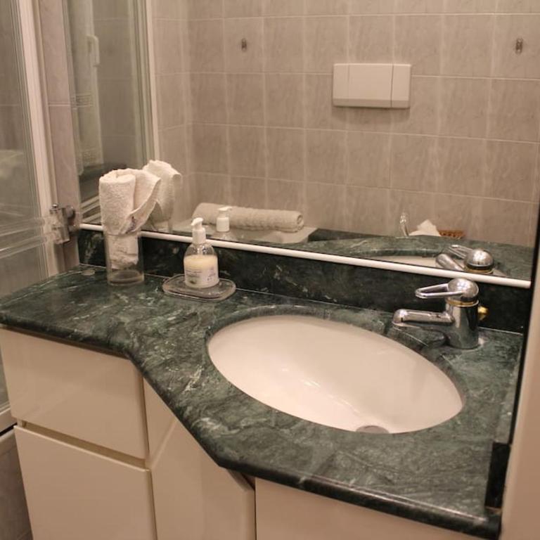 Casa My Home Genova - 14 minuti dal Centro - 5 minuti a piedi dal Gaslini - Appartamento con 1 Camera da Letto - 11