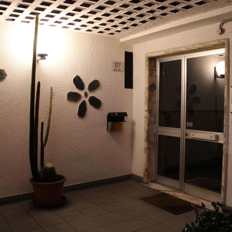 Casa My Home Genova - 14 minuti dal Centro - 5 minuti a piedi dal Gaslini - Appartamento con 1 Camera da Letto - 21