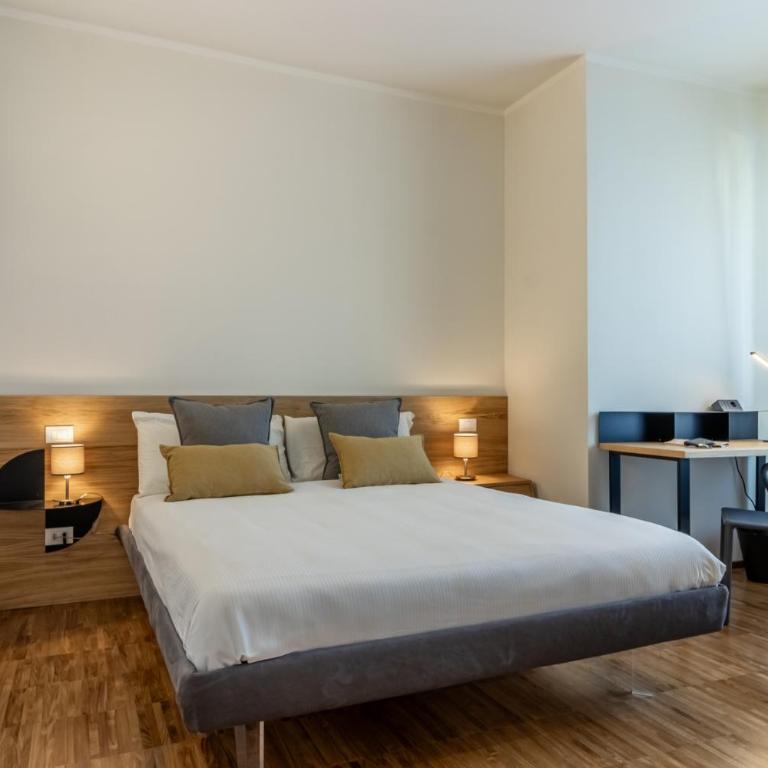 Il Faro Luxury Rooms & Lounge - Deluxe Double Room - 1