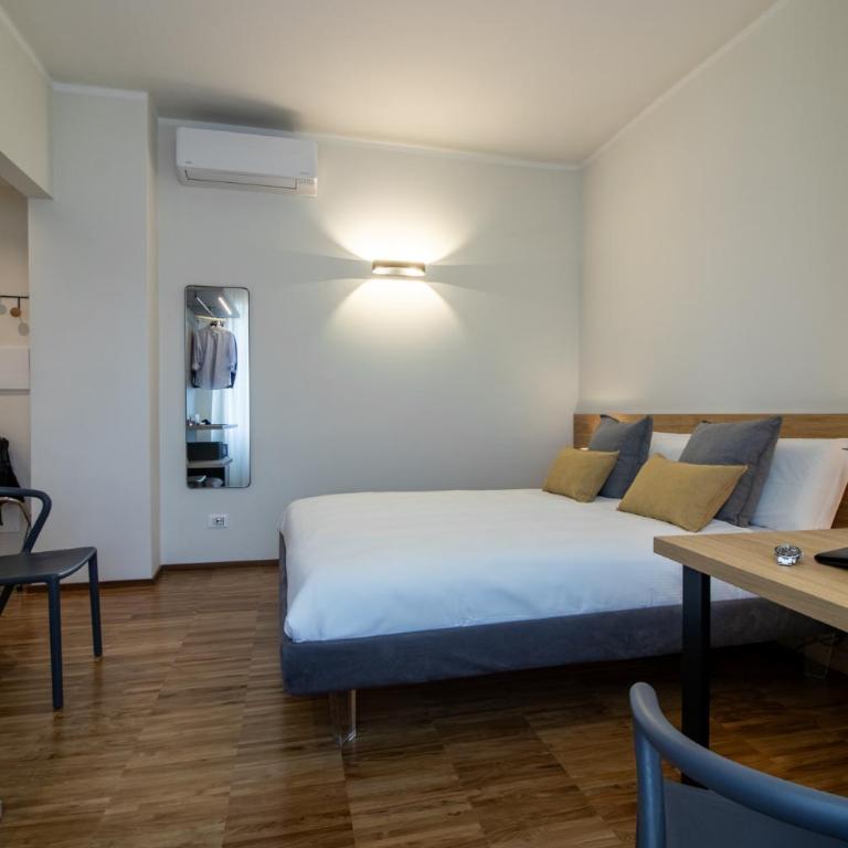Il Faro Luxury Rooms & Lounge - Deluxe Double Room - 2