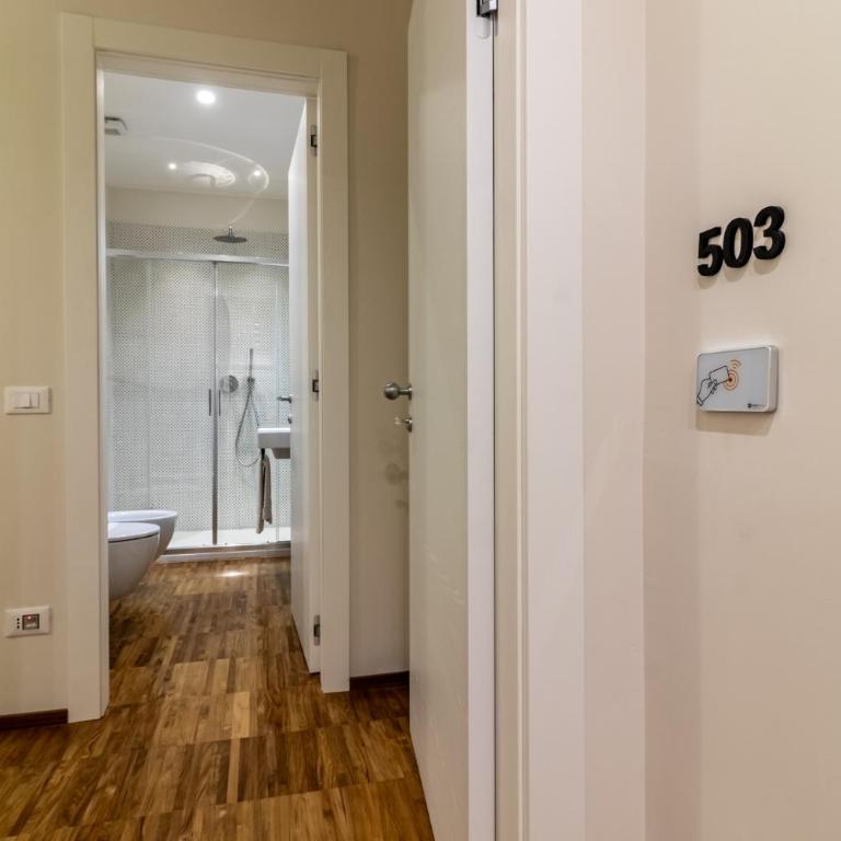 Il Faro Luxury Rooms & Lounge - Deluxe Triple Room - 2